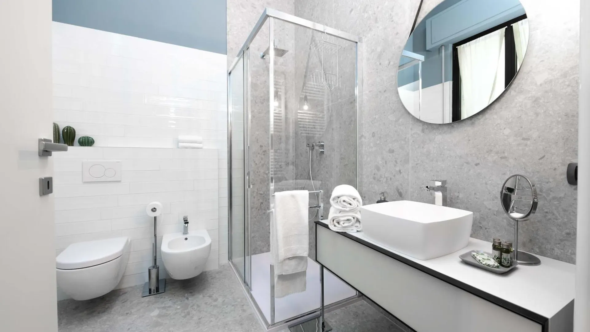 The Suite Home Verona II
